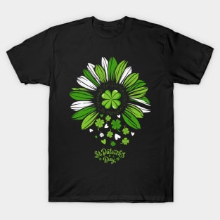 irish flowers T-Shirt